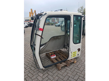 Kabīne un interjers LIEBHERR