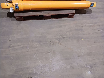 Hidrauliskais cilindrs LIEBHERR
