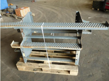 Kabīne un interjers LIEBHERR