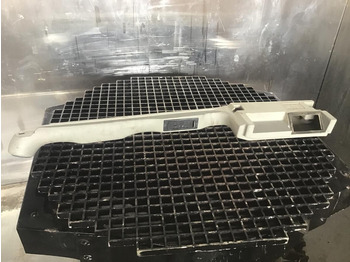 Kabīne un interjers LIEBHERR