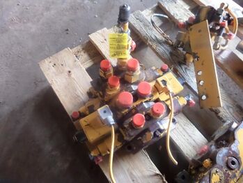 Hidraulika LIEBHERR