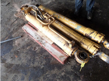 Hidrauliskais cilindrs LIEBHERR