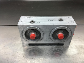 Dzinējs un rezerves daļas LIEBHERR