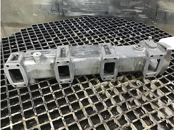 Gaisa ieplūdes caurule LIEBHERR