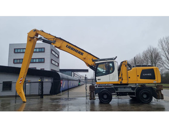 Atkritumu iekrāvējs LIEBHERR LH 40 M