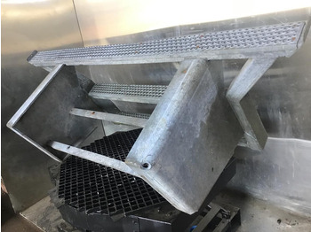 Kabīne un interjers LIEBHERR