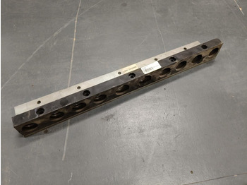 Virsbūve un ārpuse LIEBHERR