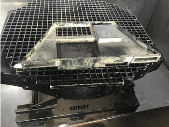 Kabīne un interjers LIEBHERR