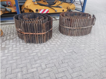 Kāpurķēdes LIEBHERR