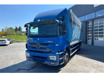 Kravas automašīna ar tentu MERCEDES-BENZ Axor 1833