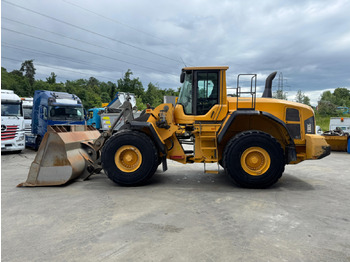 Riteņu iekrāvējs VOLVO L180G