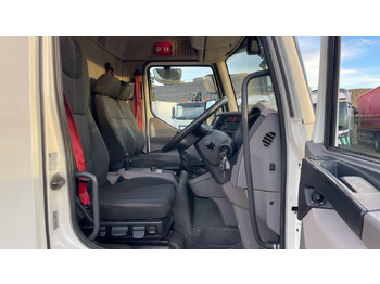 Bortu kravas automašīna/ Platforma DAF LF 180: foto 5