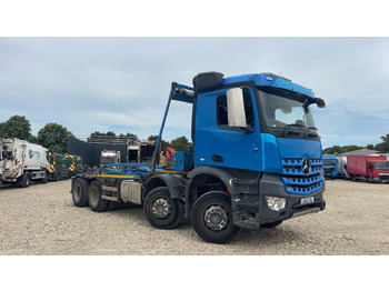 Pacēlājs ar āķi MERCEDES-BENZ Arocs