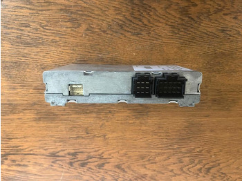 Navigācijas sistēma - Kravas automašīna Mercedes Actros MP4 LU Video Radar Decision Unit A0004463051: foto 4 Navigācijas sistēma - Kravas automašīna Mercedes Actros MP4 LU Video Radar Decision Unit A0004463051: foto 4