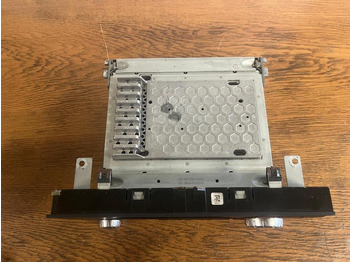 Rezerves daļa Mercedes Actros MP4 MB TCC MID Multi Media Radio A0004466662: foto 5