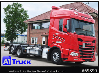 Konteineru vedējs/ Kravas automašīna ar noņemamā virsbūve DAF XF 480