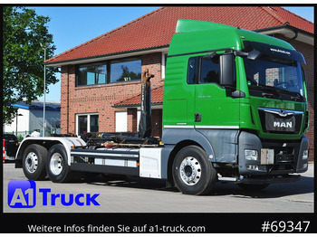 Pacēlājs ar āķi MAN TGX 26.460
