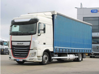 Kravas automašīna ar tentu DAF XF 450
