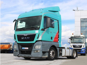 Vilcējs MAN TGX 18.400