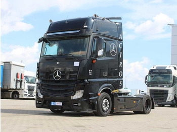 Vilcējs MERCEDES-BENZ Actros 1845