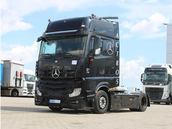 Vilcējs MERCEDES-BENZ Actros 1845