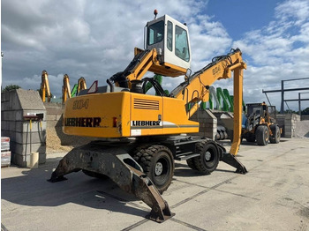 Atkritumu iekrāvējs Liebherr A 904: foto 4