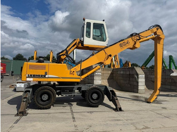 Atkritumu iekrāvējs Liebherr A 904: foto 5