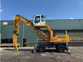 Atkritumu iekrāvējs LIEBHERR A 924