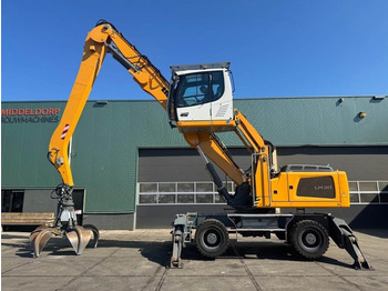 Atkritumu iekrāvējs LIEBHERR LH 30 M