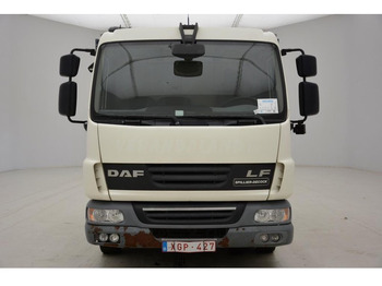 Bortu kravas automašīna/ Platforma DAF LF45.160: foto 2