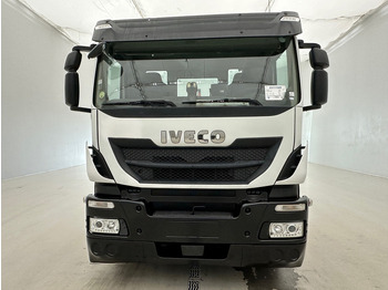 Pacēlājs ar āķi Iveco Stralis 460 - 6x2: foto 2