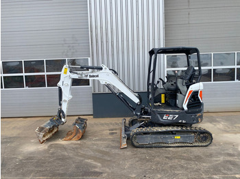 Kāpurķēžu ekskavators BOBCAT E27