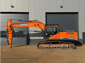 Kāpurķēžu ekskavators DOOSAN DX255