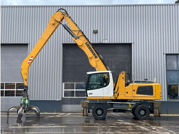 Atkritumu iekrāvējs LIEBHERR LH 30 M