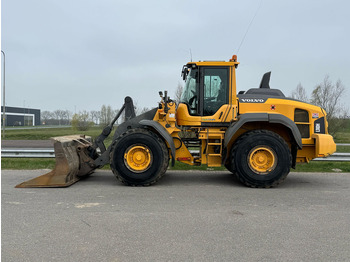 Riteņu iekrāvējs VOLVO L110H
