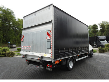 Kravas automašīna ar tentu IVECO DAILY 70C18 TARPAULIN LIFT 12 PALLETS WEBASTO CRUISE CONTROL TWIN WHEELS AIR CONDITIONING 180HP: foto 3 Kravas automašīna ar tentu IVECO DAILY 70C18 TARPAULIN LIFT 12 PALLETS WEBASTO CRUISE CONTROL TWIN WHEELS AIR CONDITIONING 180HP: foto 3