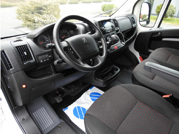 Furgons ar slēgtā virsbūve PEUGEOT BOXER BOX LIFT 8 PALLETS CRUISE CONTROL AIR CONDITIONING  140HP: foto 2