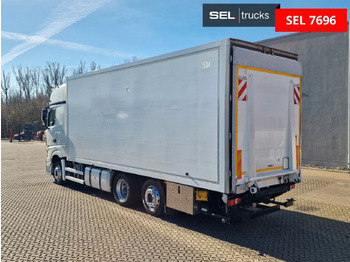 Kravas automašīna ar slēgto virsbūvi MERCEDES-BENZ Actros