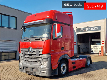 Vilcējs MERCEDES-BENZ Actros 1845