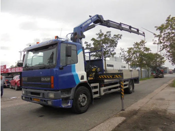 Kravas auto ar manipulatoru DAF 75 270