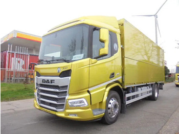 Kravas automašīna ar slēgto virsbūvi DAF XD 370