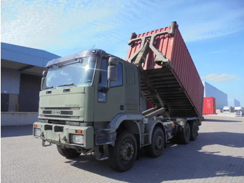 Pacēlājs ar āķi IVECO EuroTrakker