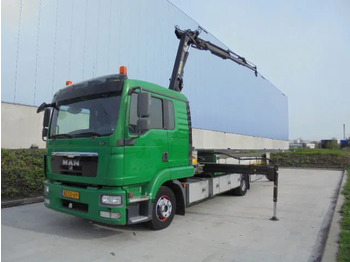 Kravas auto ar manipulatoru MAN TGL 12.220