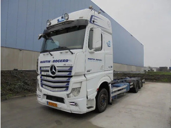 Šasija kravas automašīna MERCEDES-BENZ Actros 2542