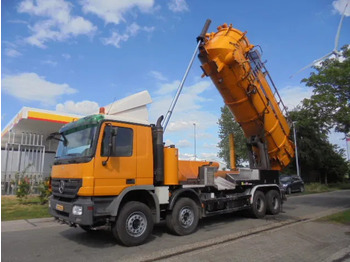 Asenizācijas mašīna MERCEDES-BENZ Actros 4141