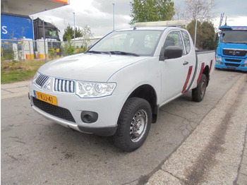 Pikaps MITSUBISHI L200