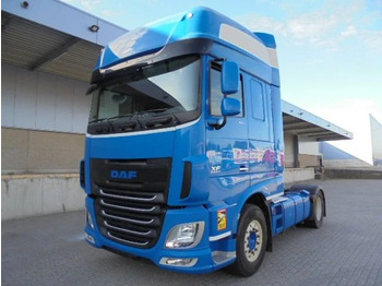 Vilcējs DAF XF 106 460