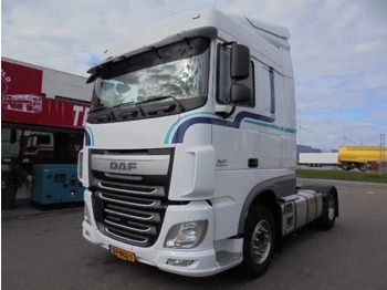 Vilcējs DAF XF 440