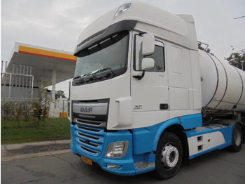 Vilcējs DAF XF 440