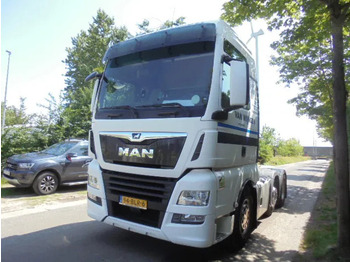 Vilcējs MAN TGX 26.500